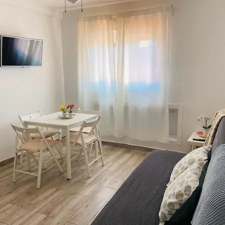 Апартаменты By The Beach Tenerife Канделария