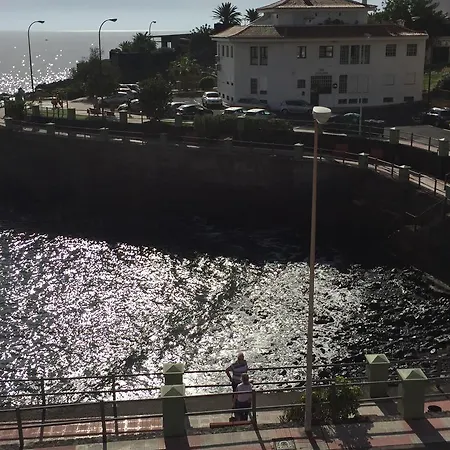By The Beach Tenerife Апартаменты *